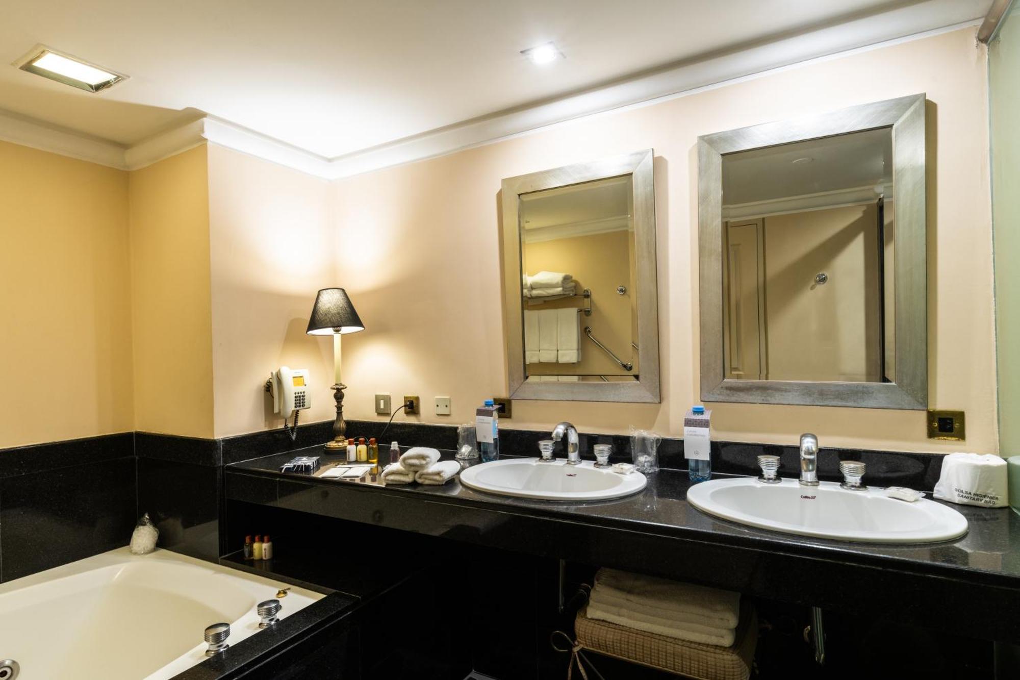 Sheraton Hotel 5*